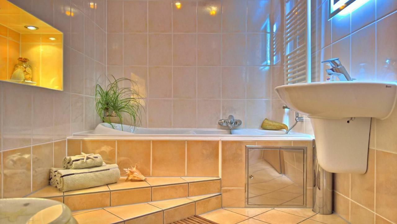 Ferienwohnung Markt 7 Mucheln Екстер'єр фото